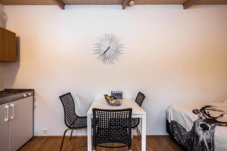Great Location Downtown Studio Reykjavik Bagian luar foto